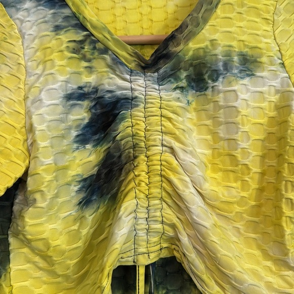 Honeycomb Tie Dye Shirring Tie Crop Top Size L/XL - Picture 2 of 5